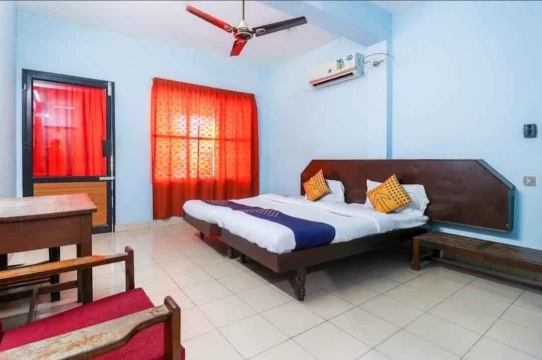 Hotel O Seaweed Kovalam Bagian luar foto